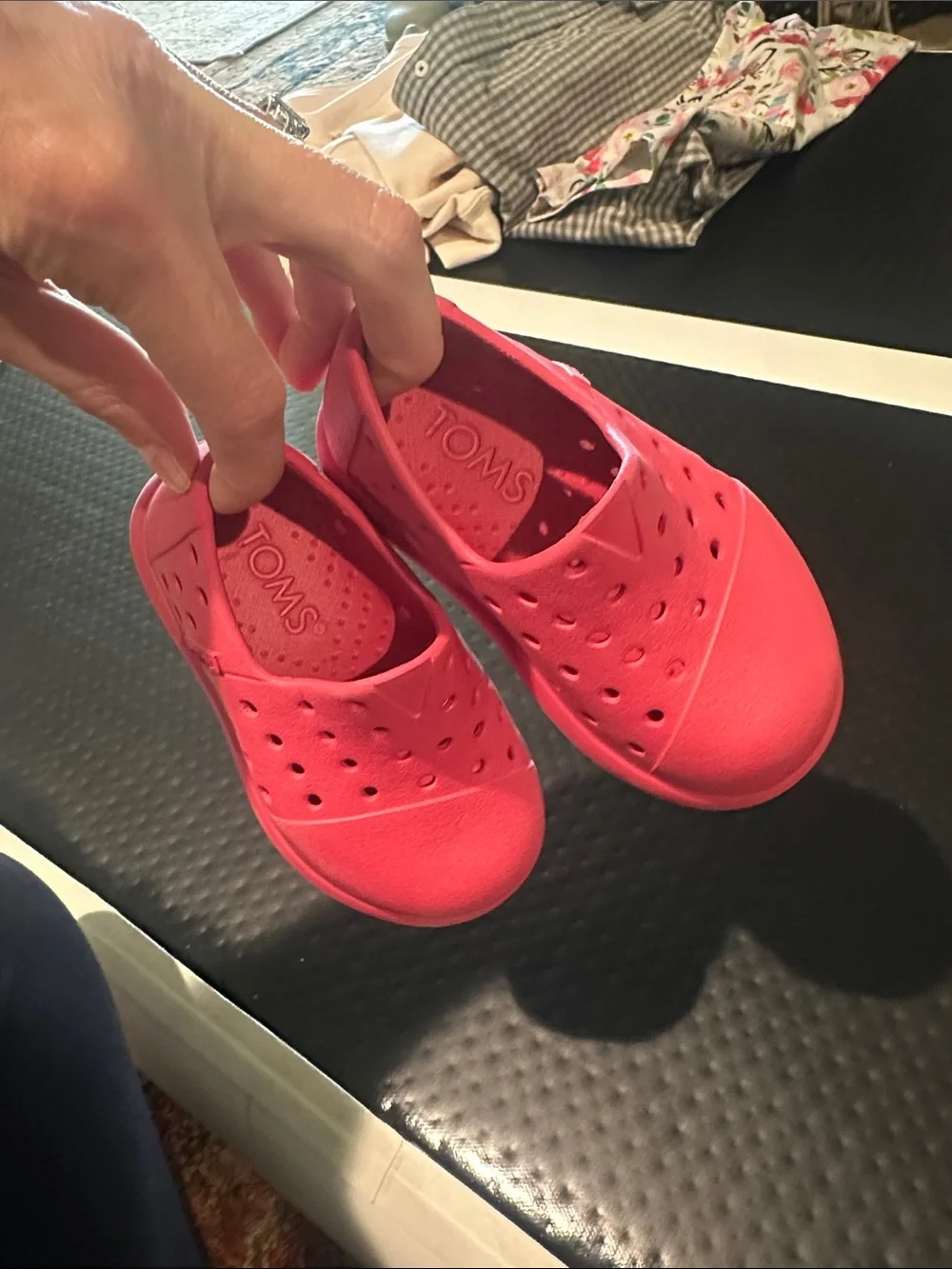 Toms Kids Slip-On size 5